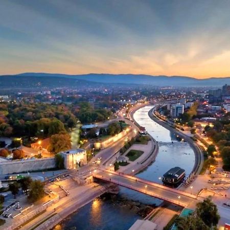 "My Life" Luxury River Apartments Ni Exterior foto