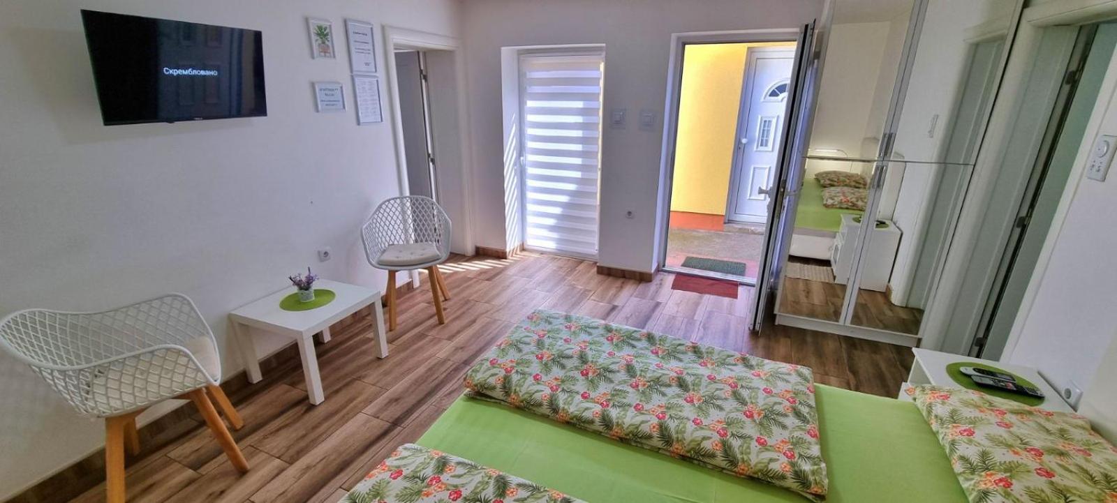 "My Life" Luxury River Apartments Ni Exterior foto