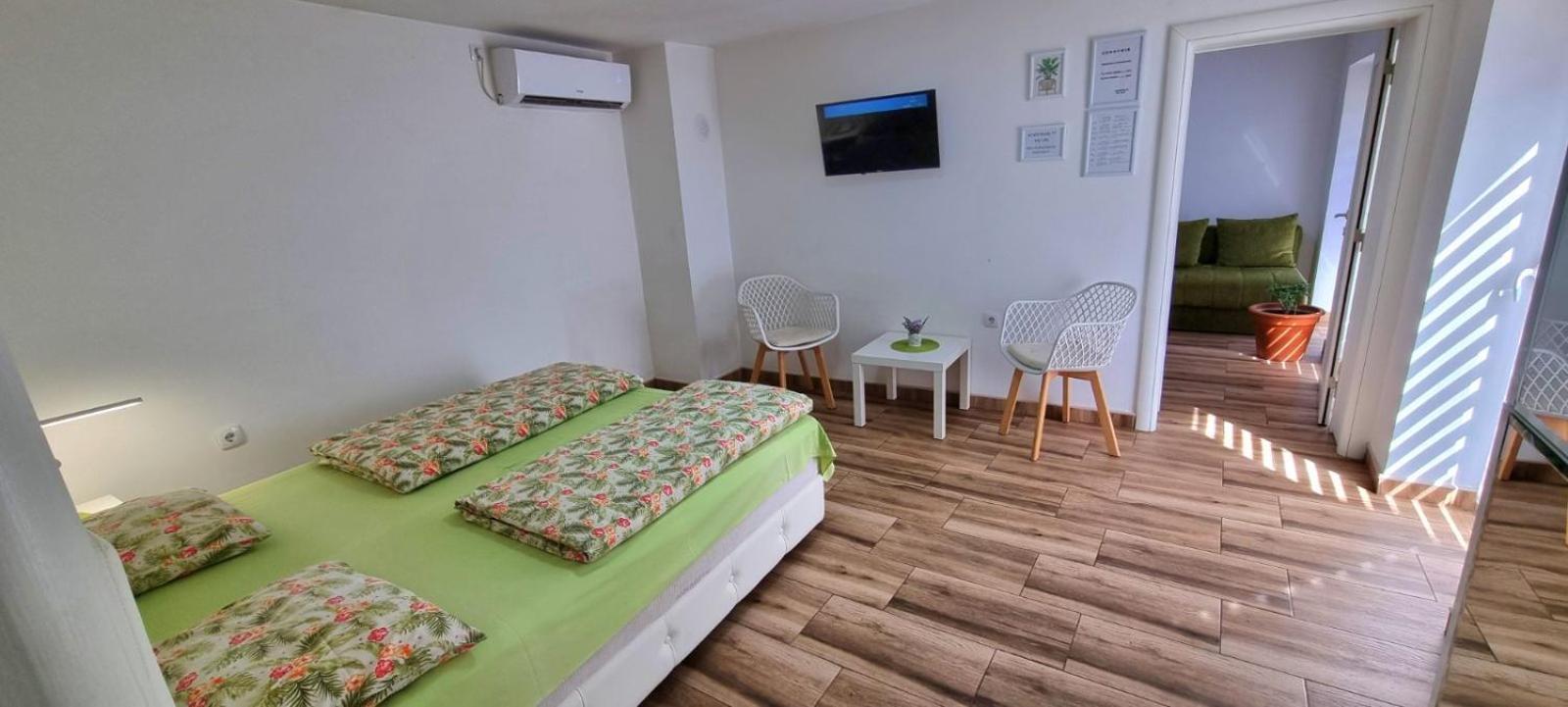"My Life" Luxury River Apartments Ni Exterior foto